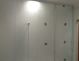 Porta em Vidro Temperado de Correr